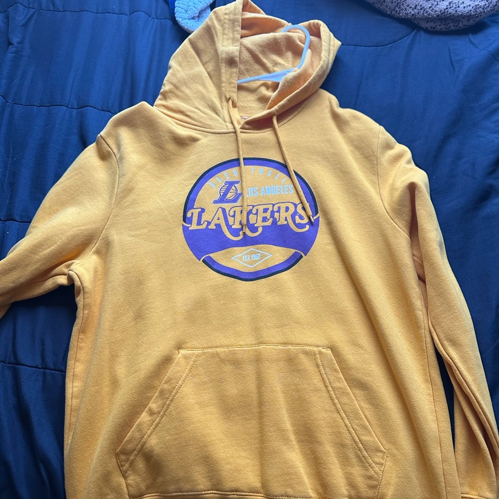 Brand new lakers hoodie